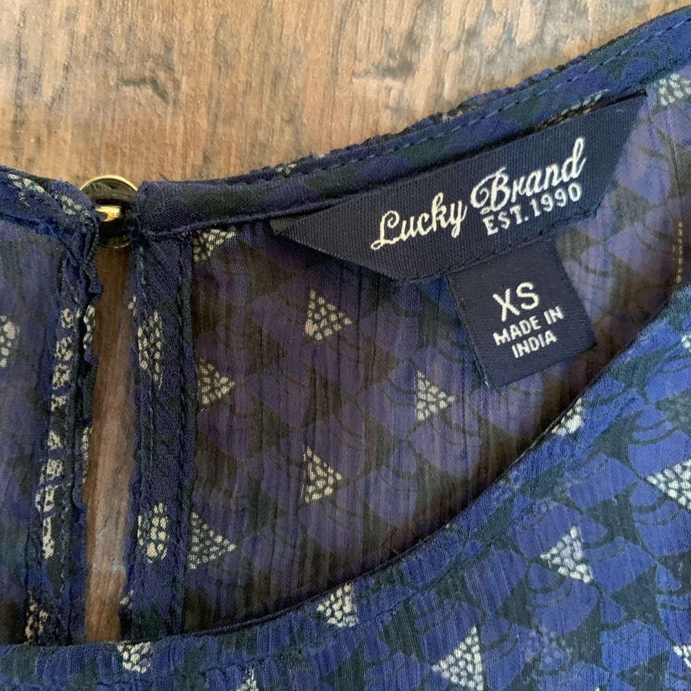 Lucky Brand Blue Gathered Top - Picture 8 of 8